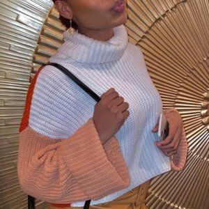 NWOT Turtleneck Cropped Sweater